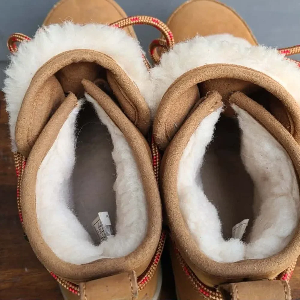 UGG Classic Weather Hiker Chestnut Suede Off White Shearling size 9